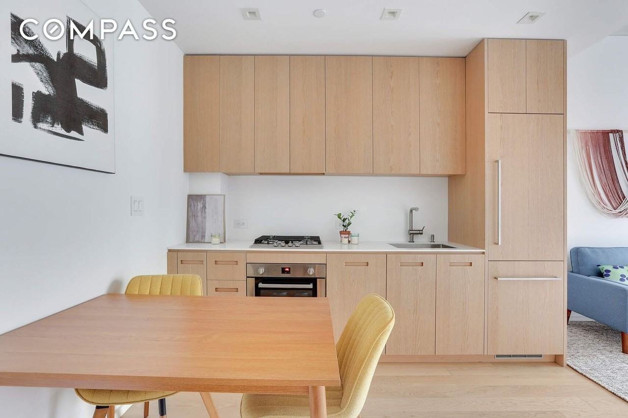 98 Front St #7P - Photo 2 of 24