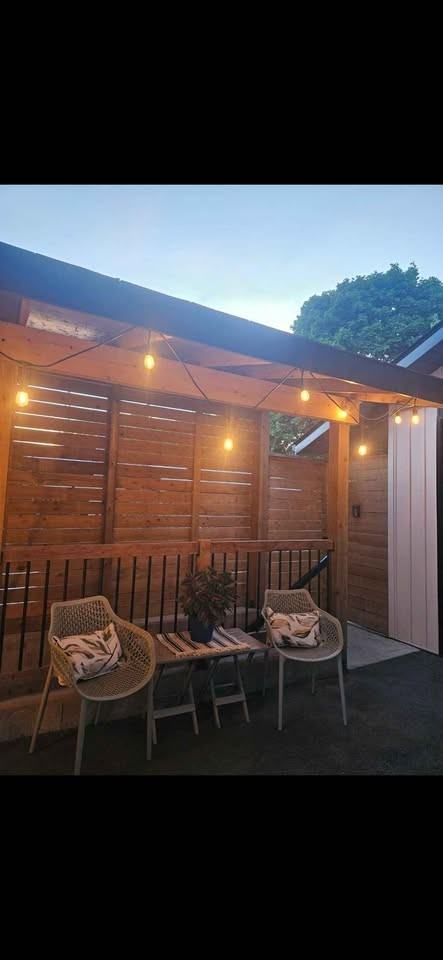 240 Bridgeport Road East - Photo 3 of 18