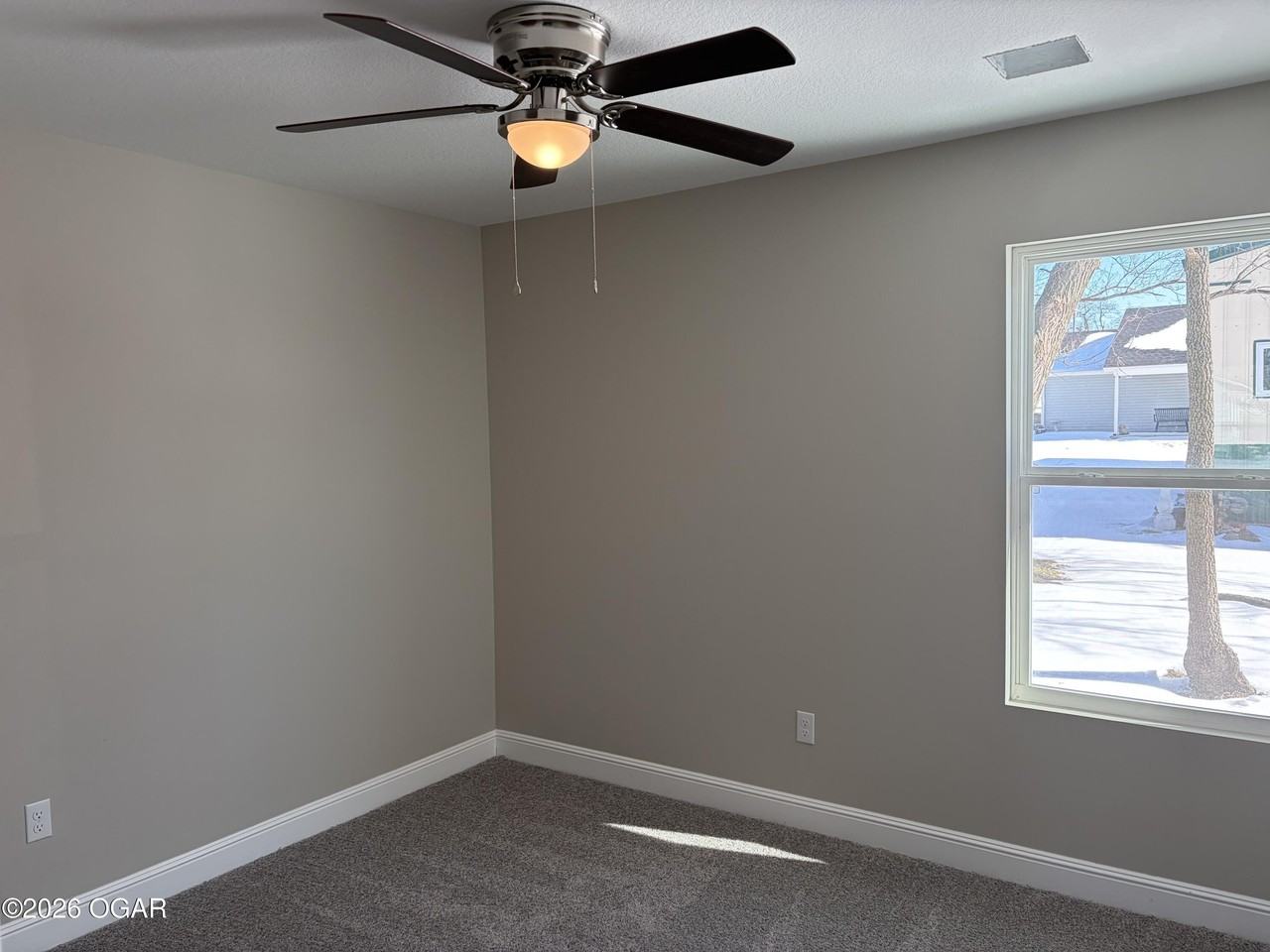 123 W Daugherty St - Photo 6 of 6