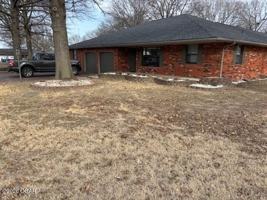 featured image of 3229 Delaware Ave