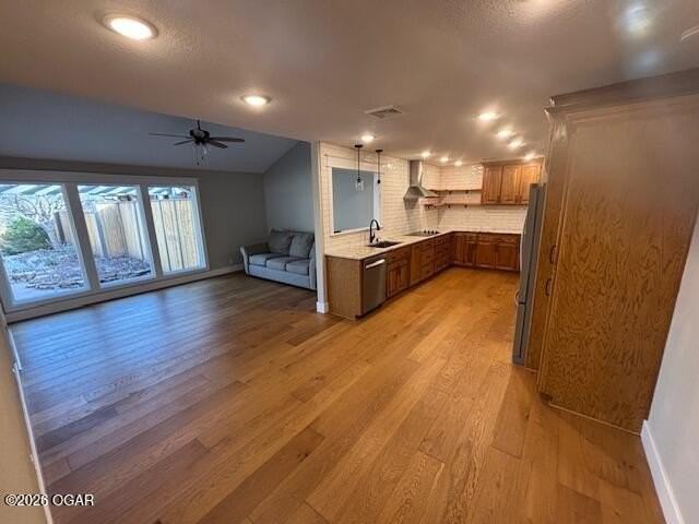 3229 Delaware Ave - Photo 3 of 16