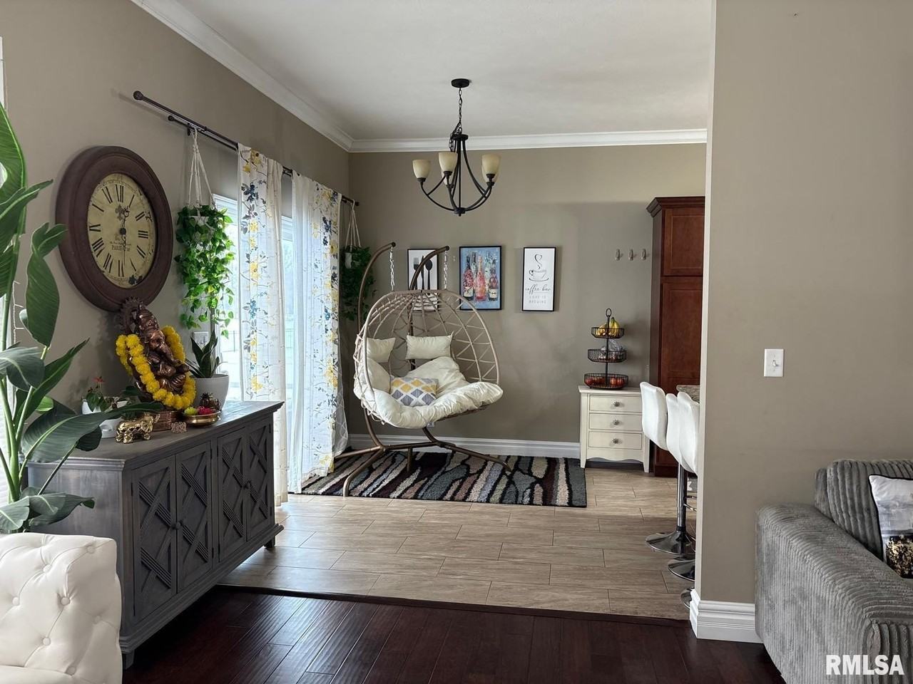 2812 Castlerock Rdg - Photo 5 of 16