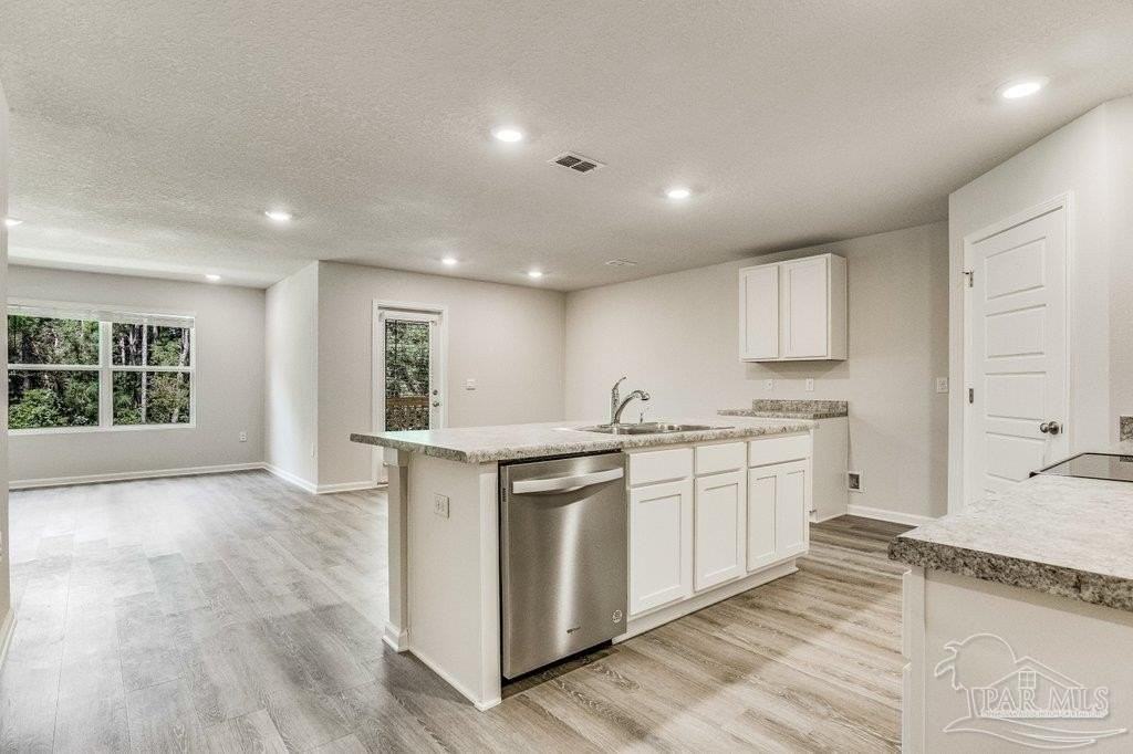 1936 High Ridge Ct - Photo 6 of 46