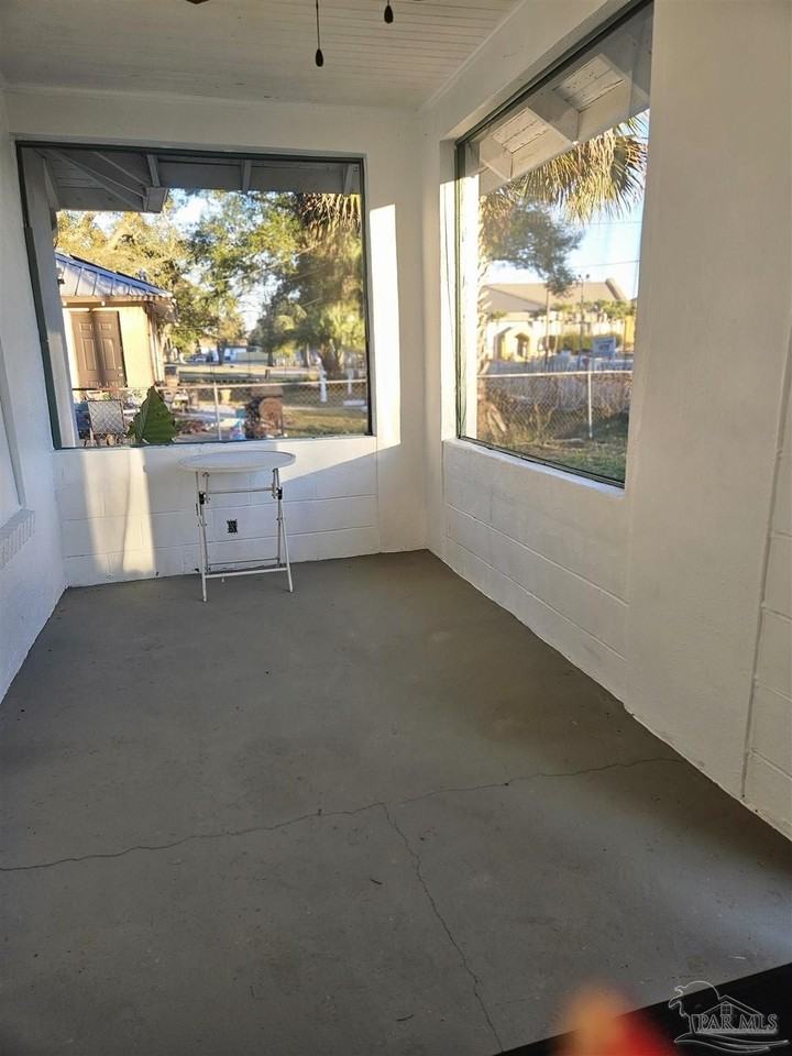 3230 W Gonzalez St - Photo 3 of 9