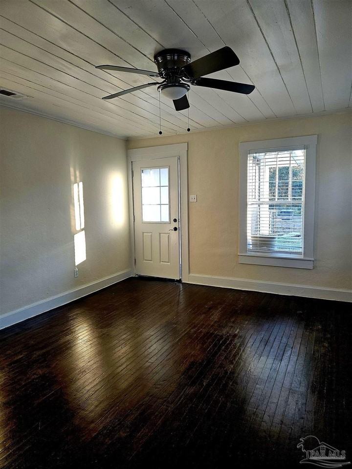 3230 W Gonzalez St - Photo 6 of 9