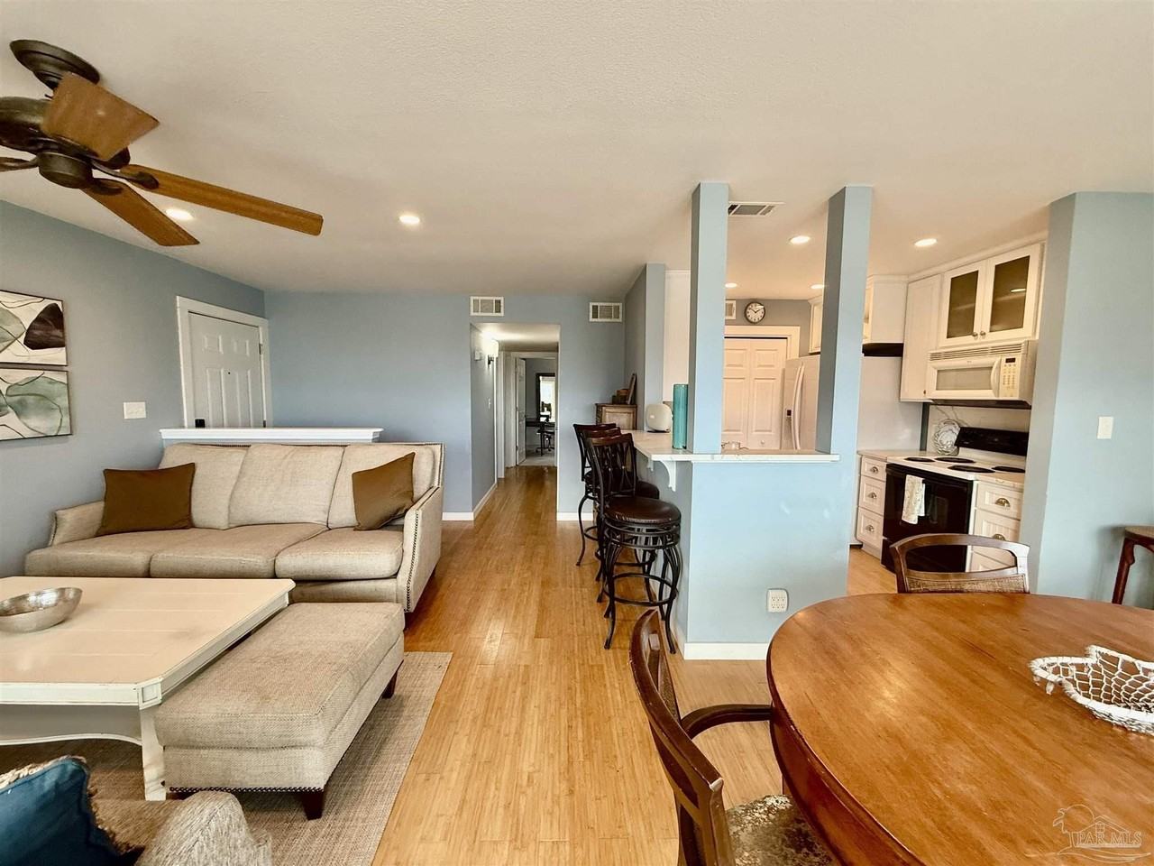 200 Pensacola Beach Rd Apt F3 #F3 - Photo 6 of 27