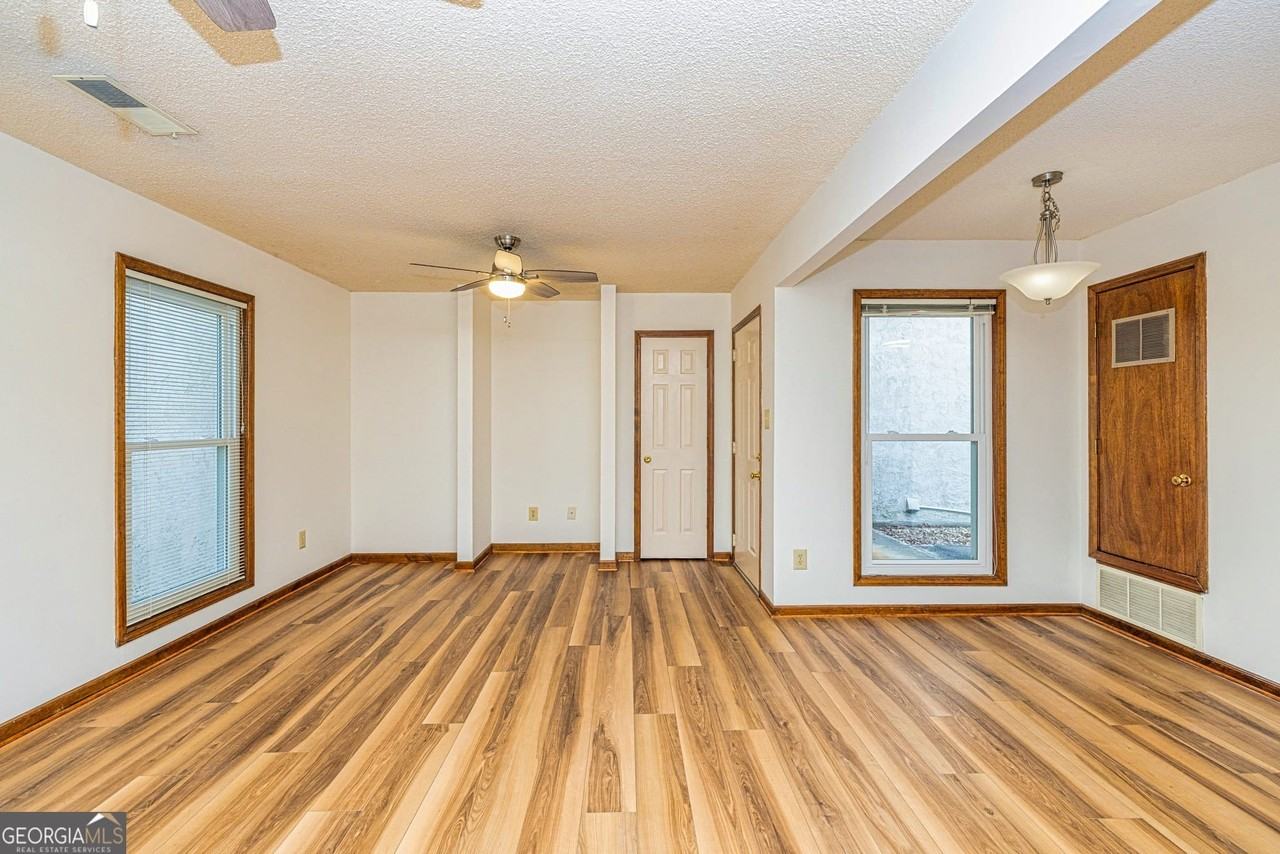 105 Arbor Gate - Photo 6 of 24