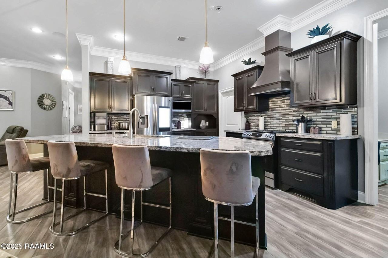 205 Lo Saab Cv - Photo 5 of 21