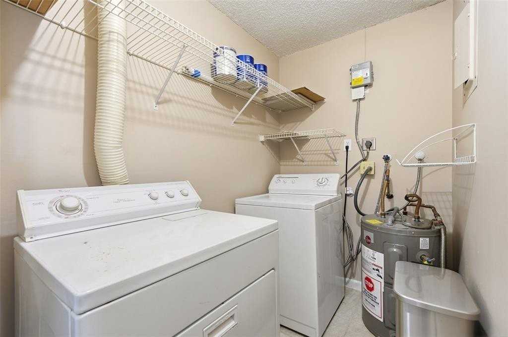 1034 Nw 85th Ter - Photo 7 of 30