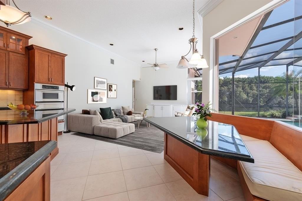 474 Stonemont Dr - Photo 5 of 44