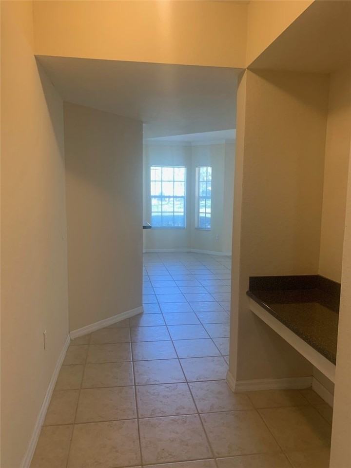 2440 57th Cir Unit 2440 #2440 - Photo 5 of 21