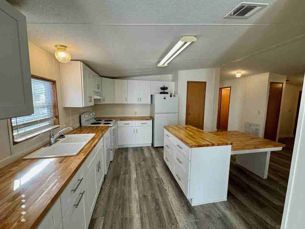 141 Bodie Lister Rd - Photo 5 of 28