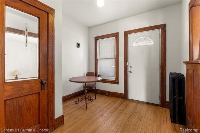 7737 Senator St - Photo 5 of 28