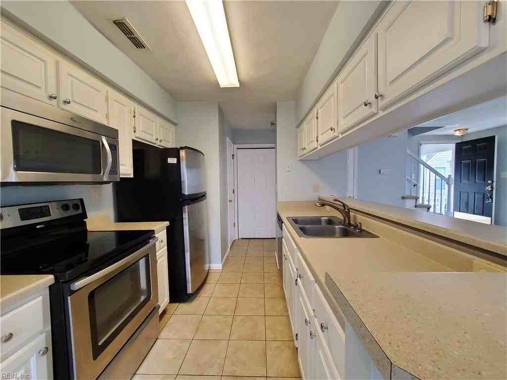 1814 Willow Point Arch - Photo 5 of 13