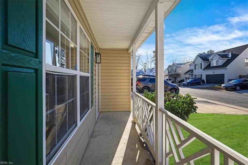 106 Leeds Way - Photo 3 of 42