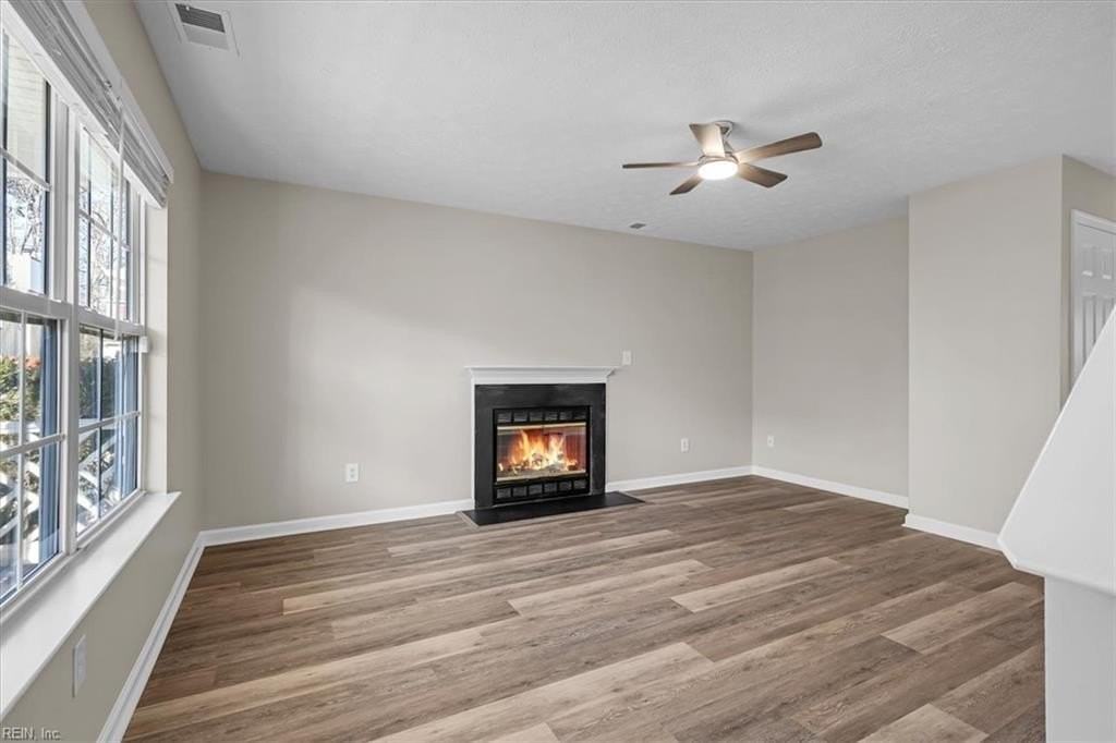 106 Leeds Way - Photo 5 of 42