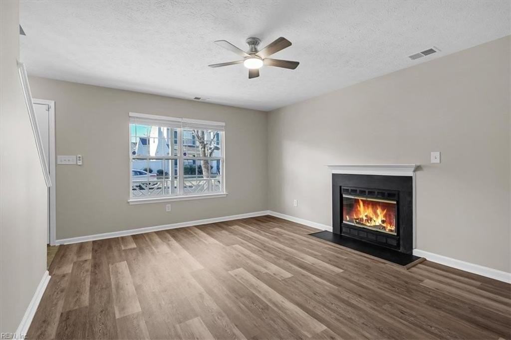 106 Leeds Way - Photo 7 of 42