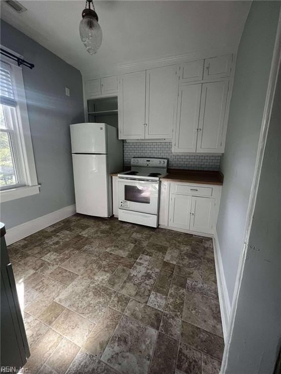 218 E 42nd St #2 - Photo 6 of 24