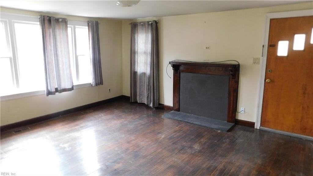 8501 Wrenns Mill Rd - Photo 7 of 9