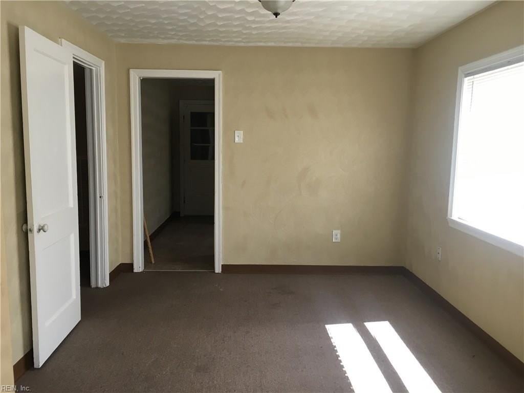 1420 Goff St #A - Photo 4 of 11