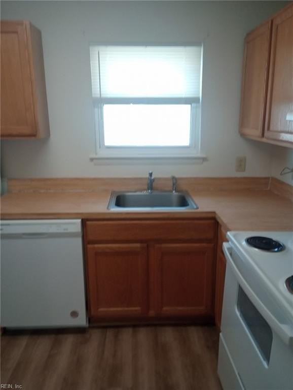 2237 Pine Shore Ct - Photo 5 of 10