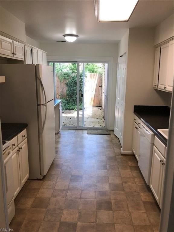 5334 Commons Ct - Photo 3 of 14