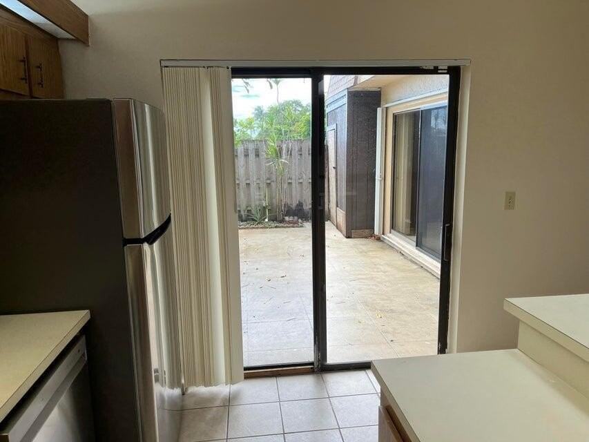 4803 Waterview Cir - Photo 6 of 22