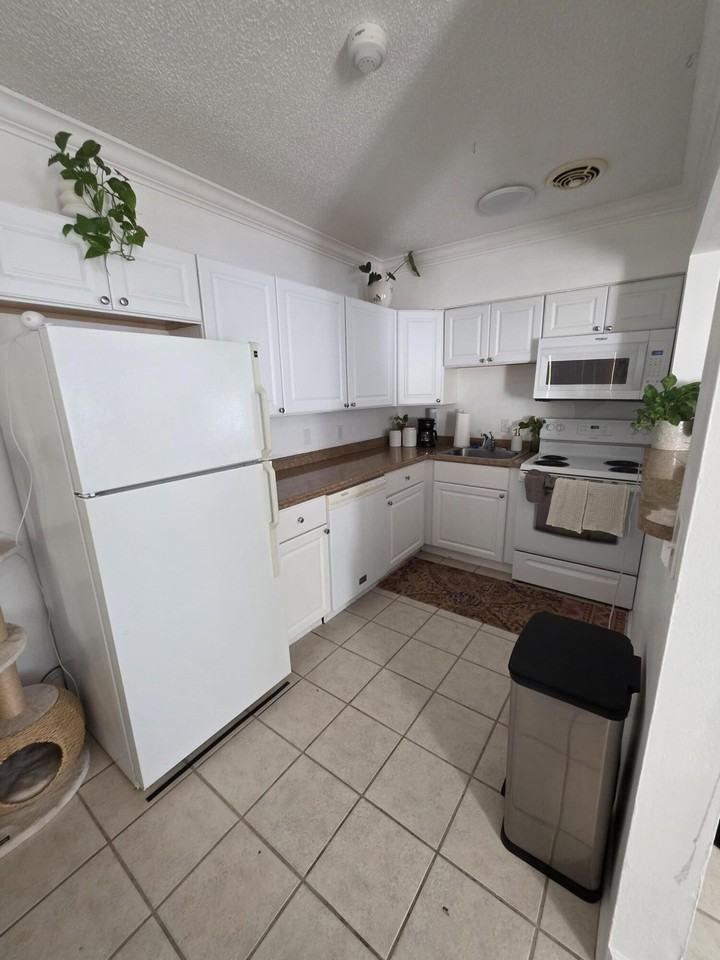 217 Butler St #1 - Photo 6 of 9