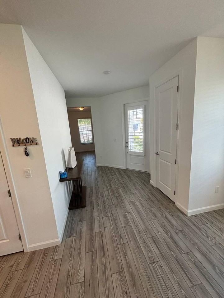 10717 Sw Gloriana St - Photo 3 of 20