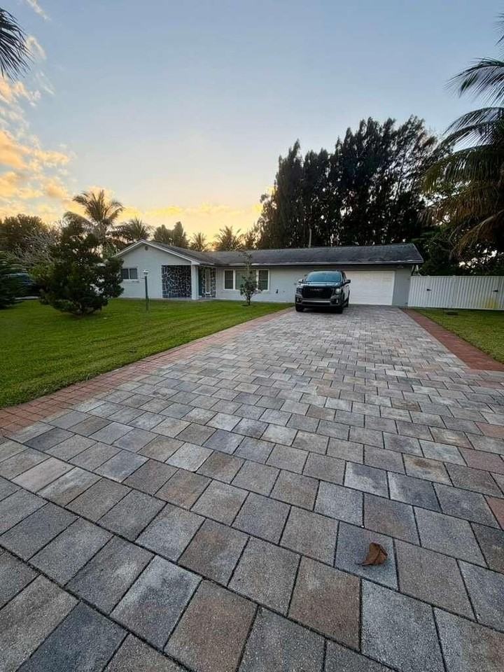 4433 Foss Rd - Photo 2 of 29