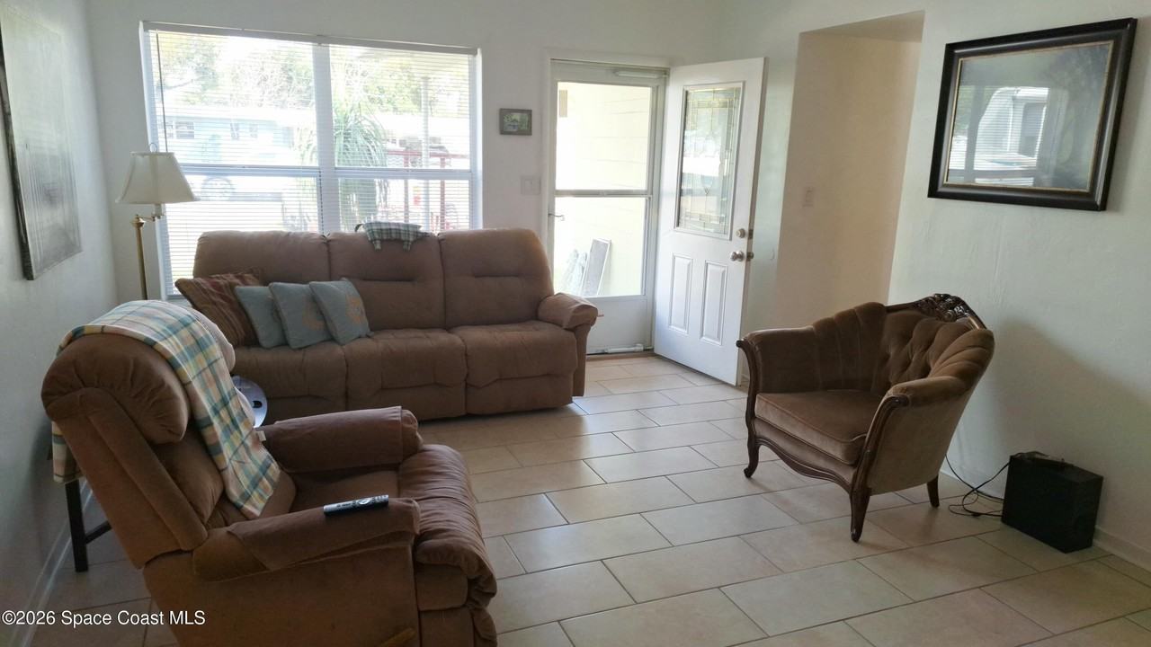 4255 Abbott Ave - Photo 2 of 4