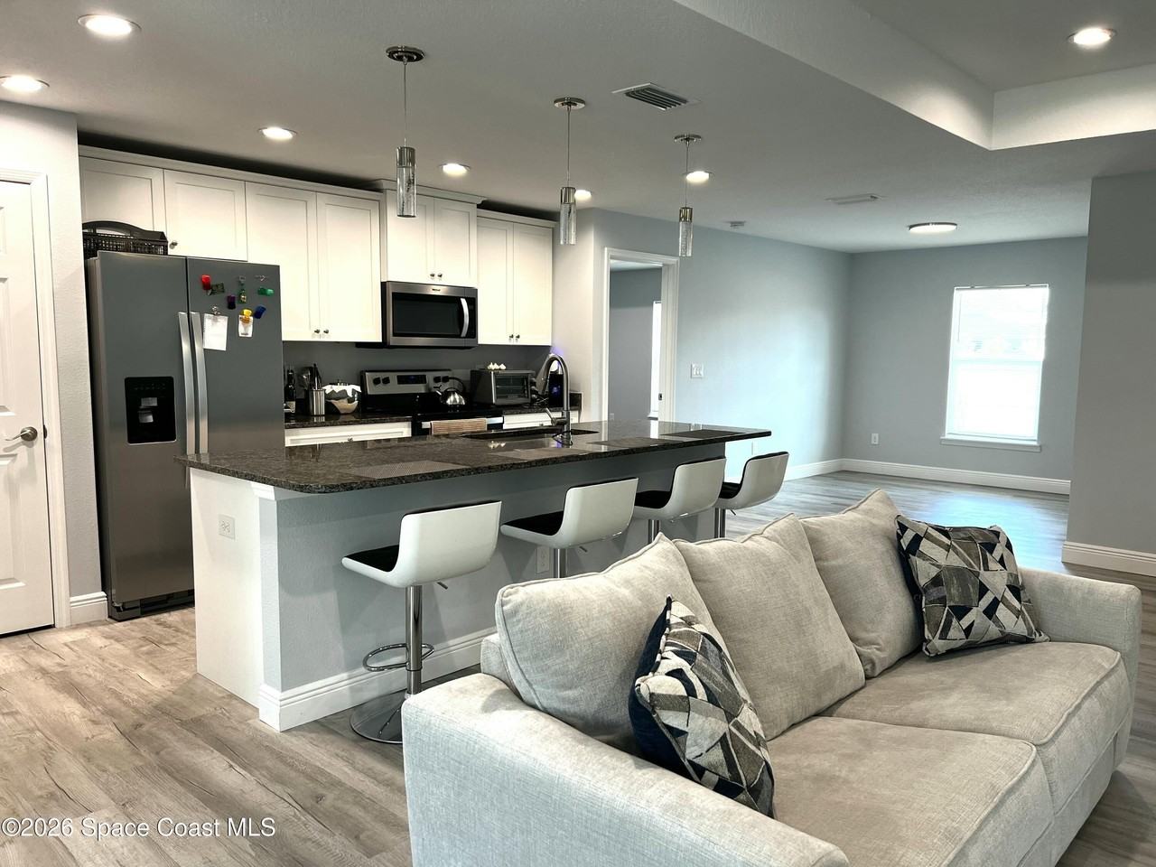 379 Wilton Ave Sw - Photo 7 of 26