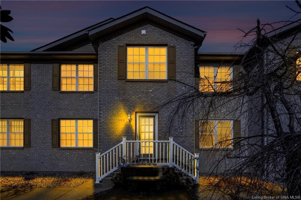 303 Colonial Club Dr - Photo 2 of 24