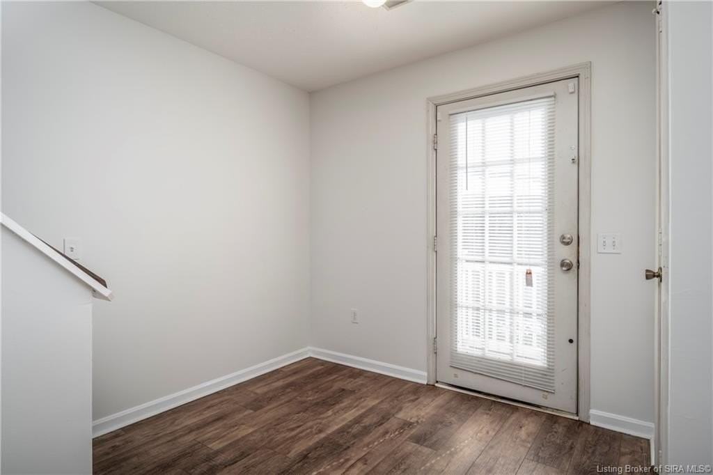 303 Colonial Club Dr - Photo 4 of 24