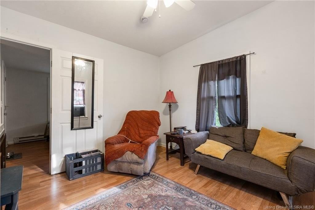 1945 Indiana Ave - Photo 5 of 12