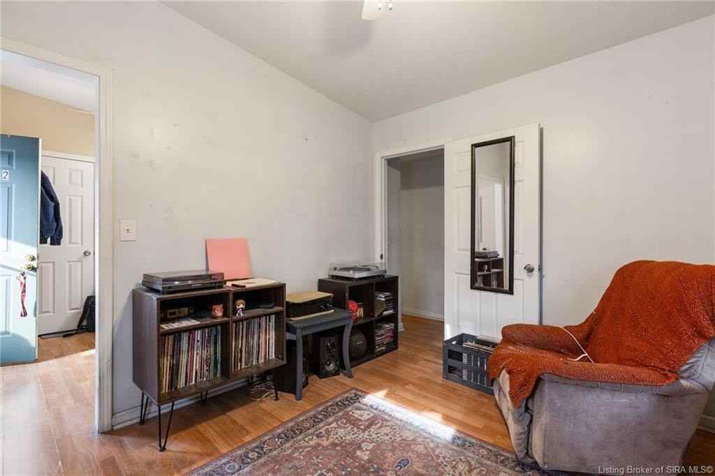 1945 Indiana Ave - Photo 6 of 12