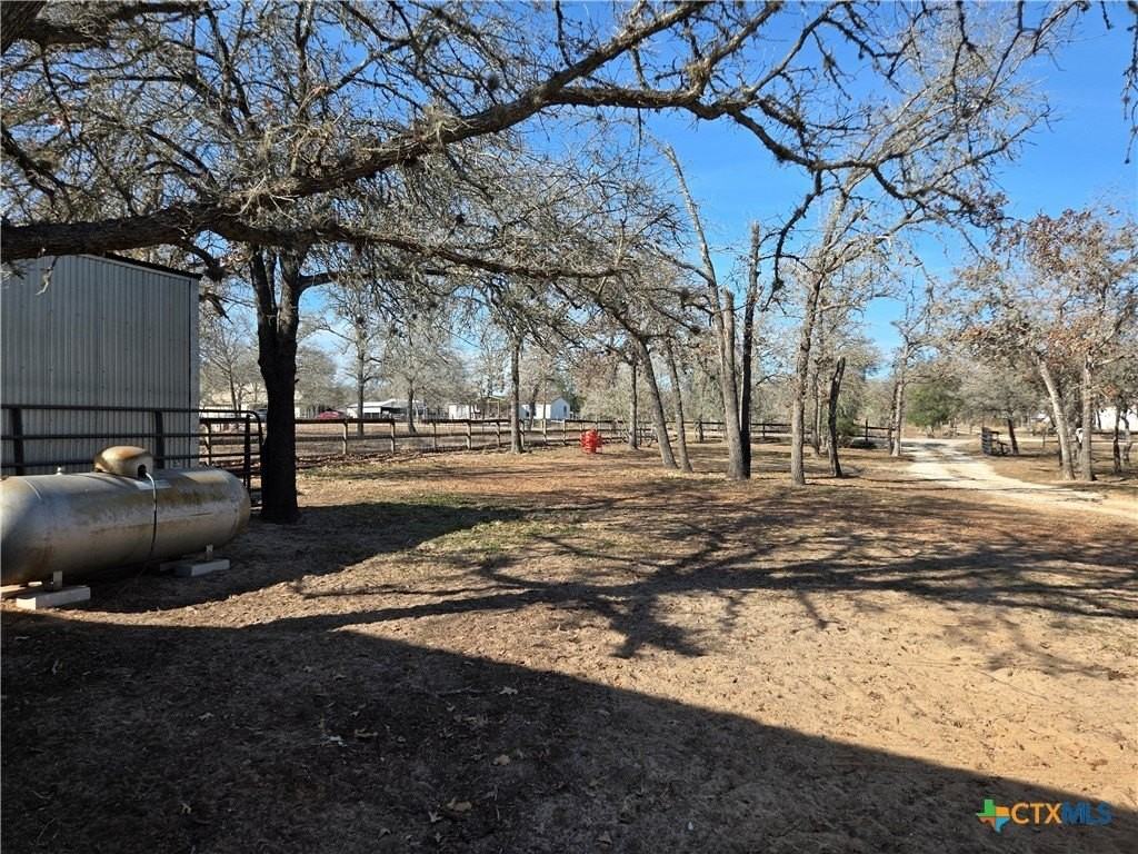 265 Sandy Oaks Dr - Photo 4 of 14