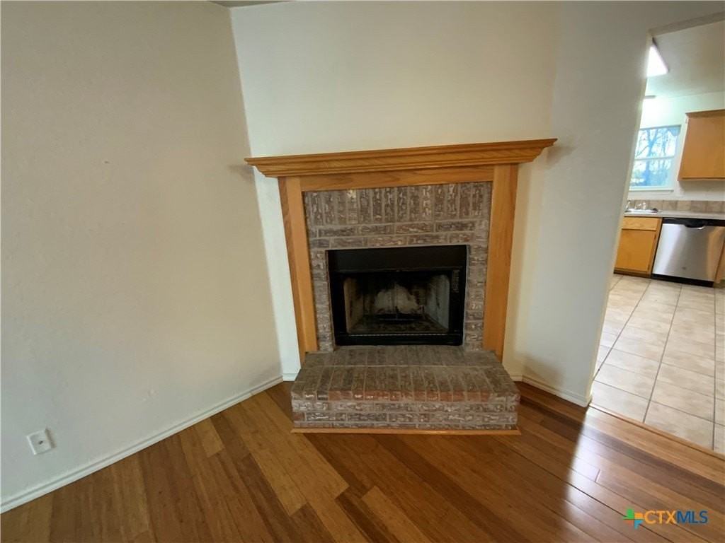 4716 Stonehaven Dr - Photo 5 of 23