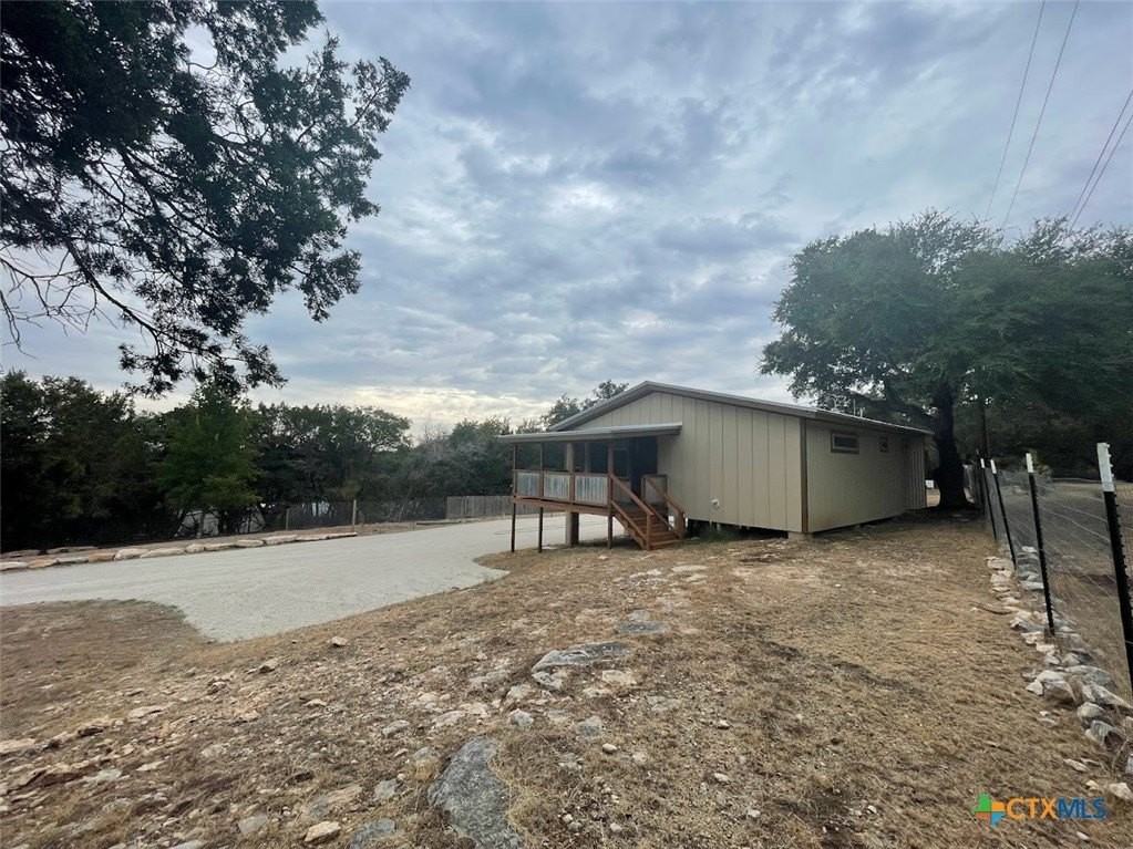 789 Regina Dr Unit B #B - Photo 4 of 17