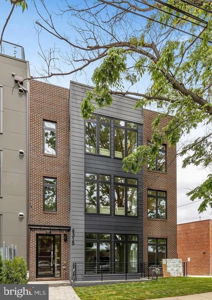 4315 Harrison St Nw Unit 7 #7 - Photo 2 of 12