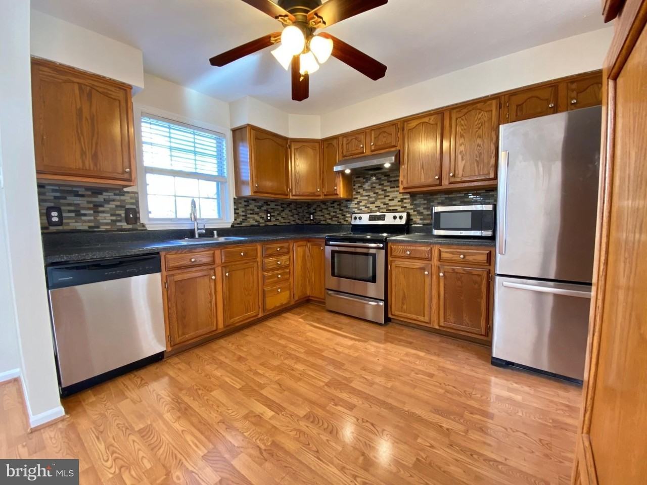 841 Snow Valley Ln - Photo 6 of 29