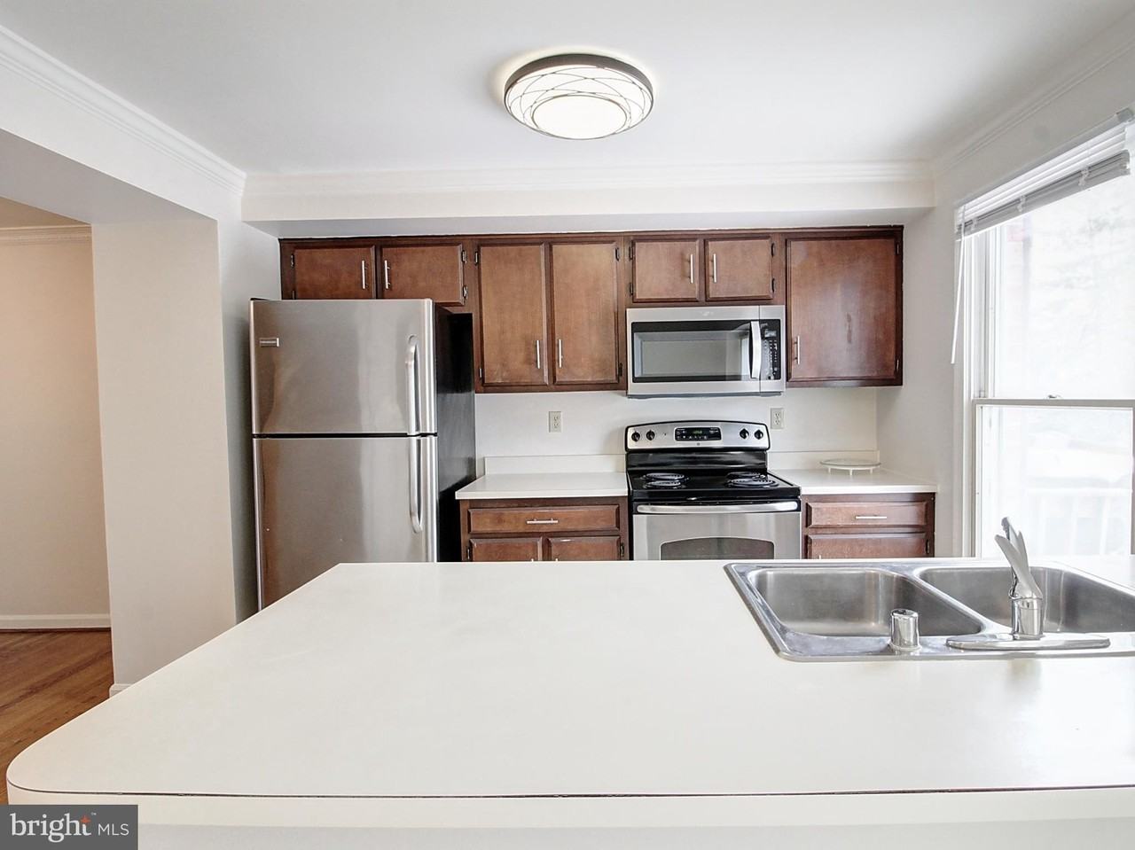 7990 Quay Ct - Photo 3 of 16