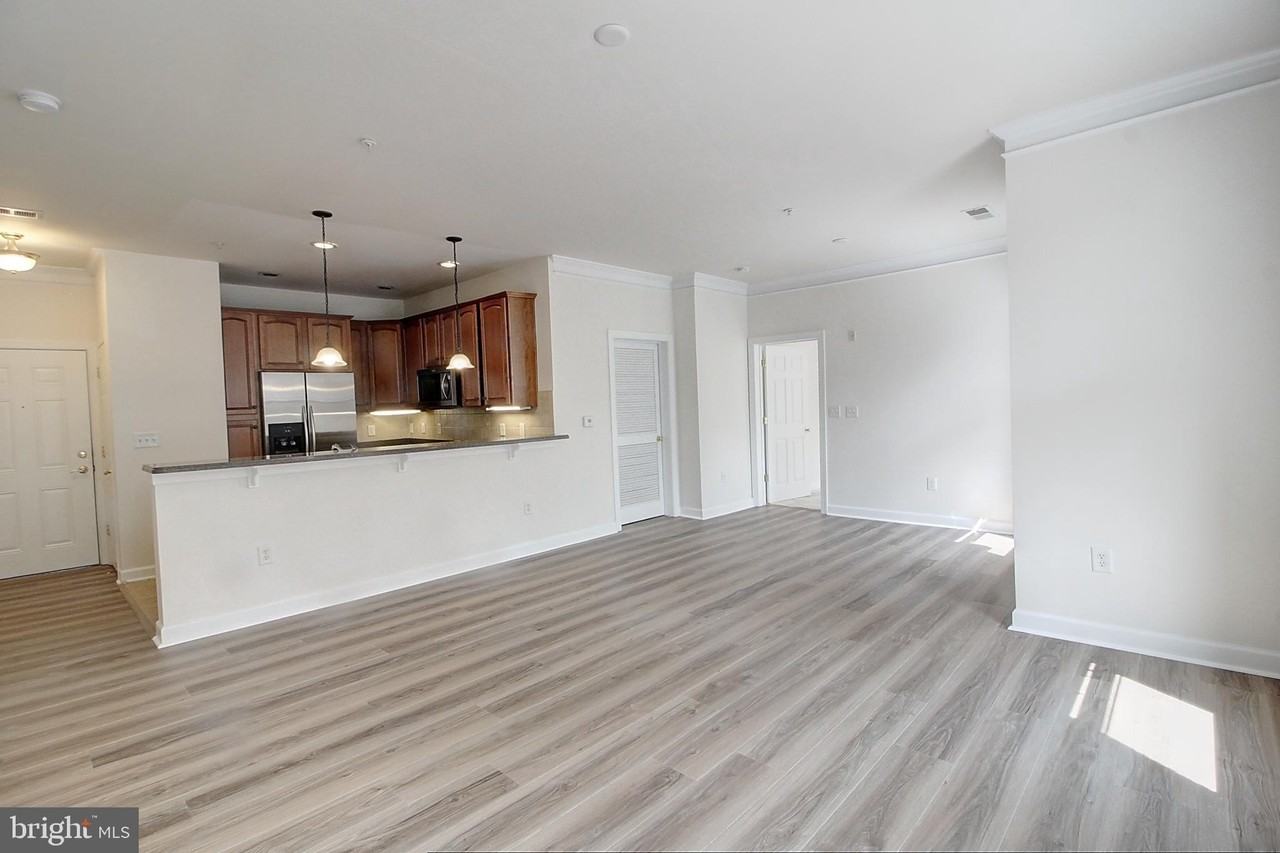 35 E All Saints St Unit 321 #321 - Photo 6 of 17