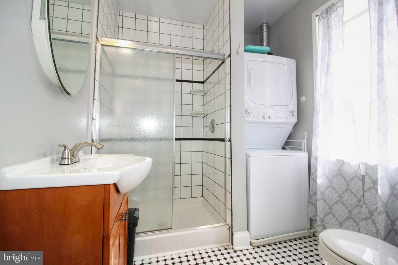 22 N Market St Apt 3 #3 - Photo 7 of 15