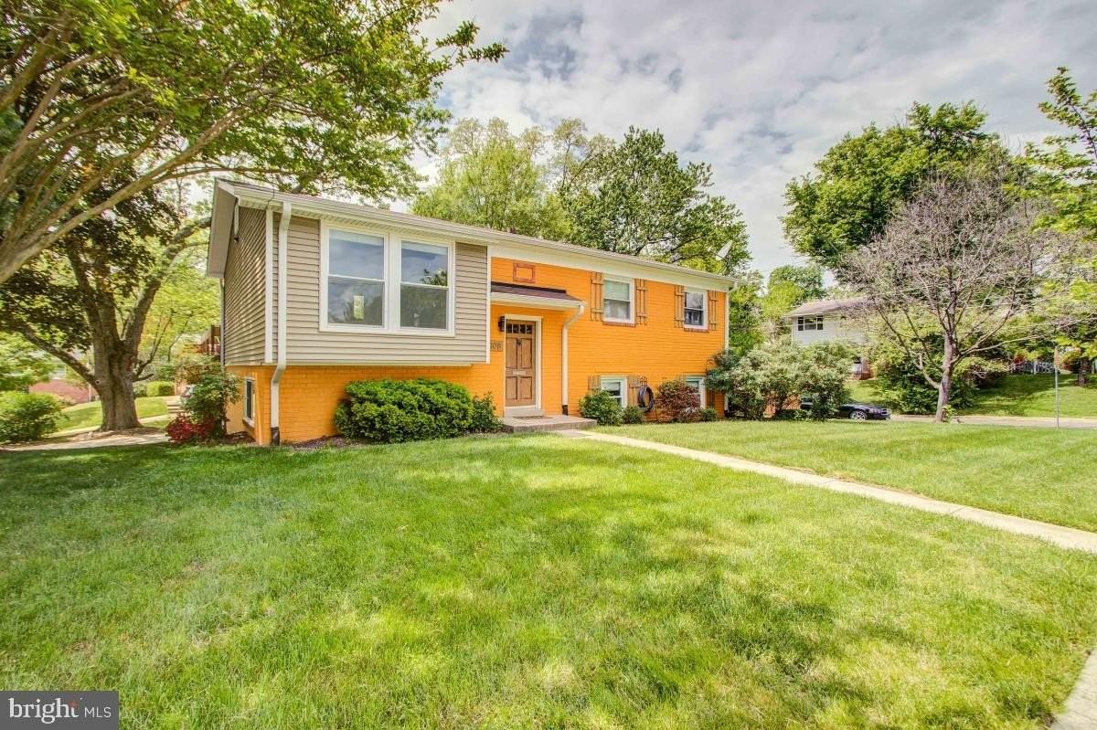 10108 Kohler Rd - Photo 3 of 32