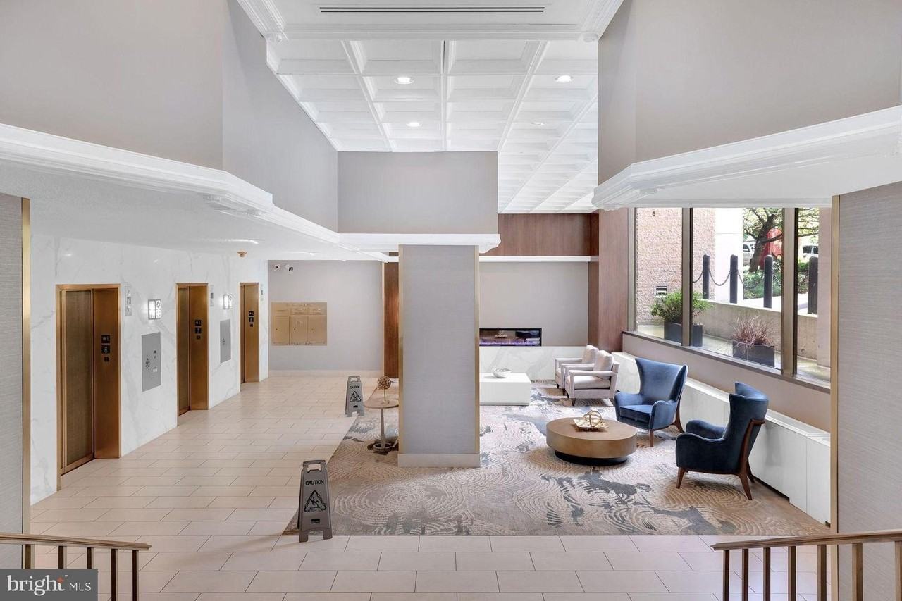 4515 Willard Ave Apt 2214s #2214S - Photo 3 of 3