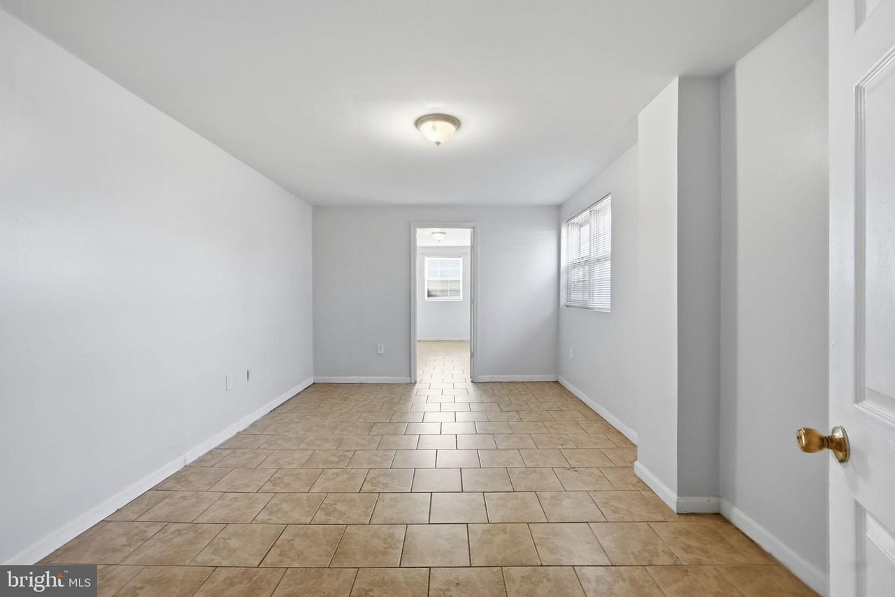 11107 Hudee Ct - Photo 5 of 20