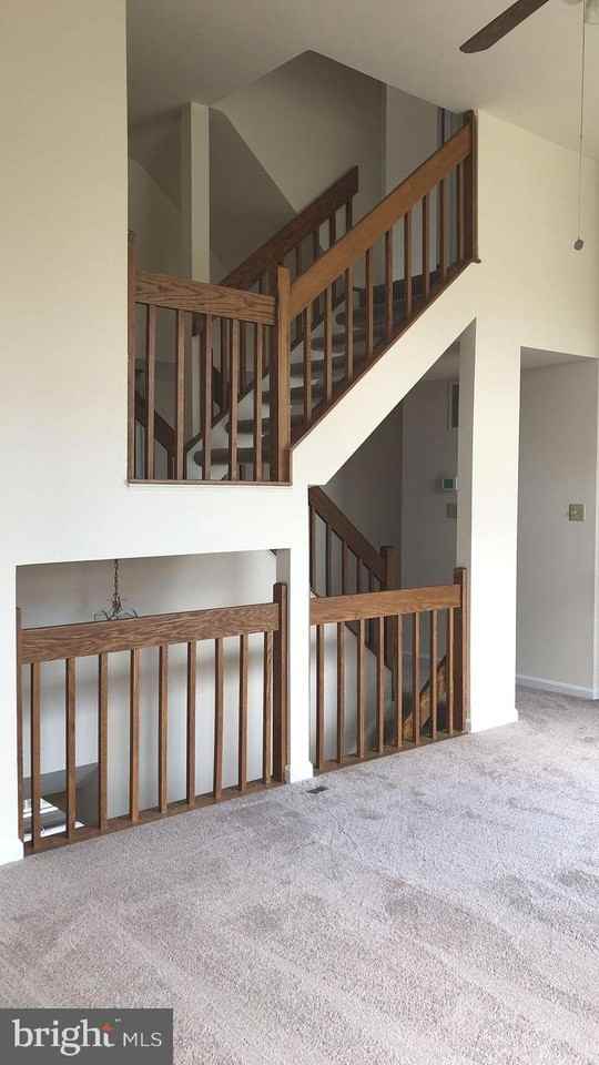 9208 Oregold Ct - Photo 4 of 10