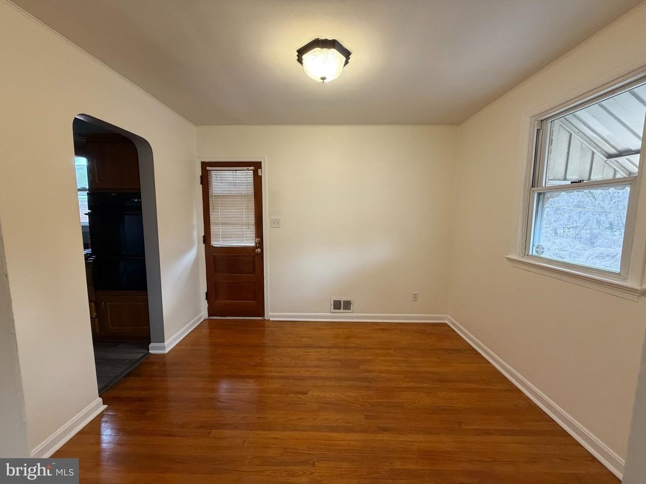 4308 Alton St - Photo 3 of 34