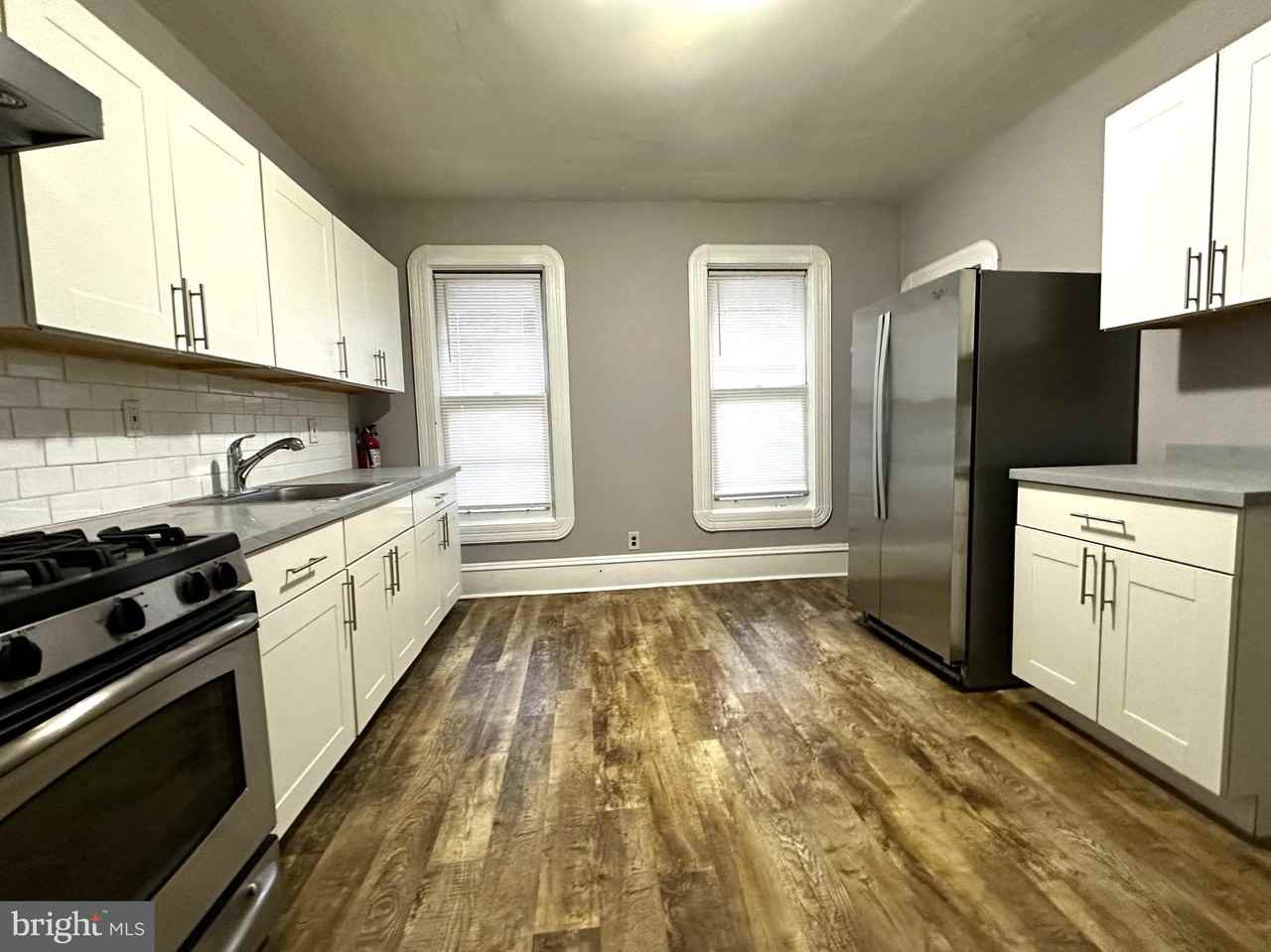 6539 Park Ave - Photo 6 of 14